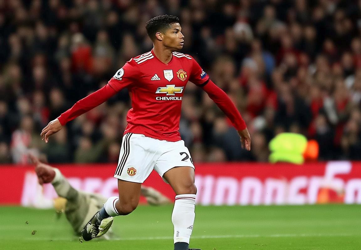 CCTV4中文国际频道：引领全球观众共同见证体育巅峰对决